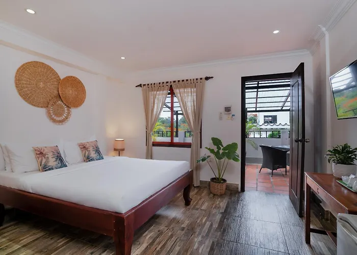 River Retreat Boutique 3*