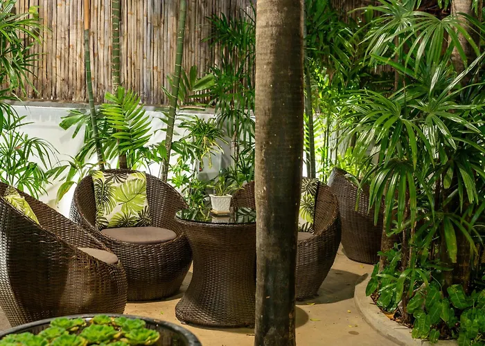 River Retreat Boutique Hotel 3*