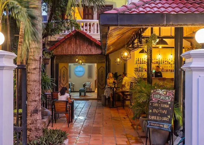 River Retreat Boutique Hotel