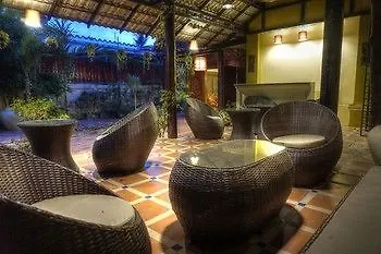River Retreat Boutique Hotel 3*